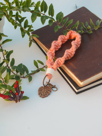Spiral Knot Macrame Wristlet